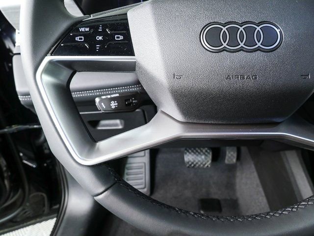 New 2025 Audi Q6 e-tron Premium image 9