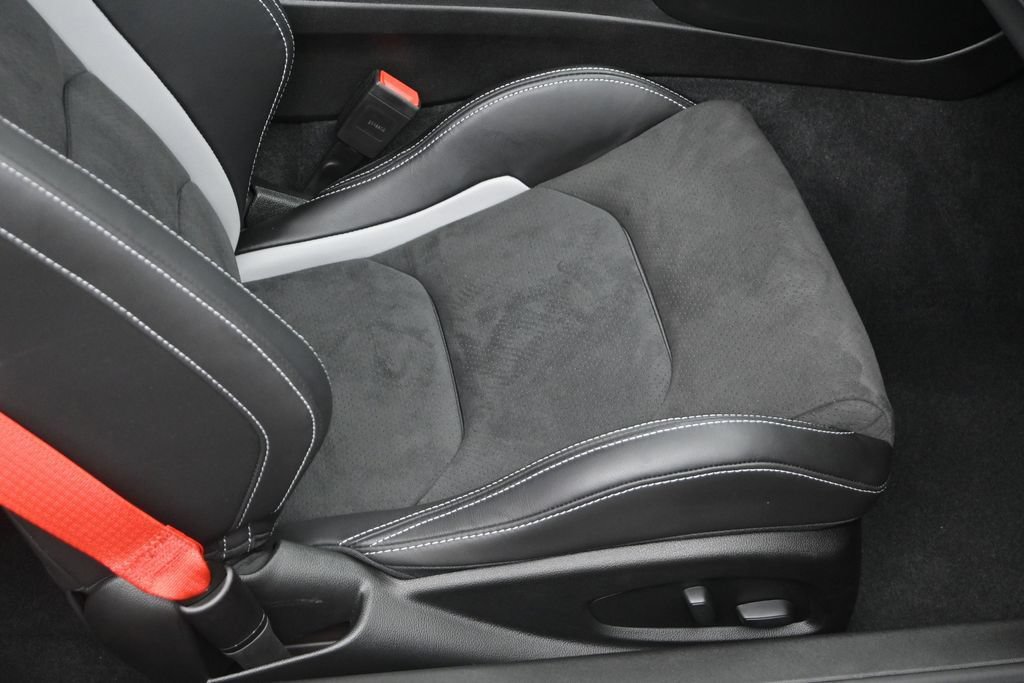 Used 2023 Chevrolet Camaro SS RWD image 12