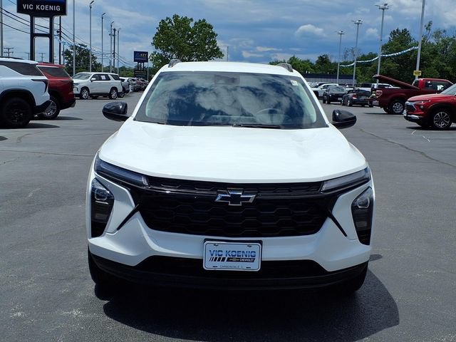 New 2026 Chevrolet Trax LT w/ Driver Confidence Package FWD image 11