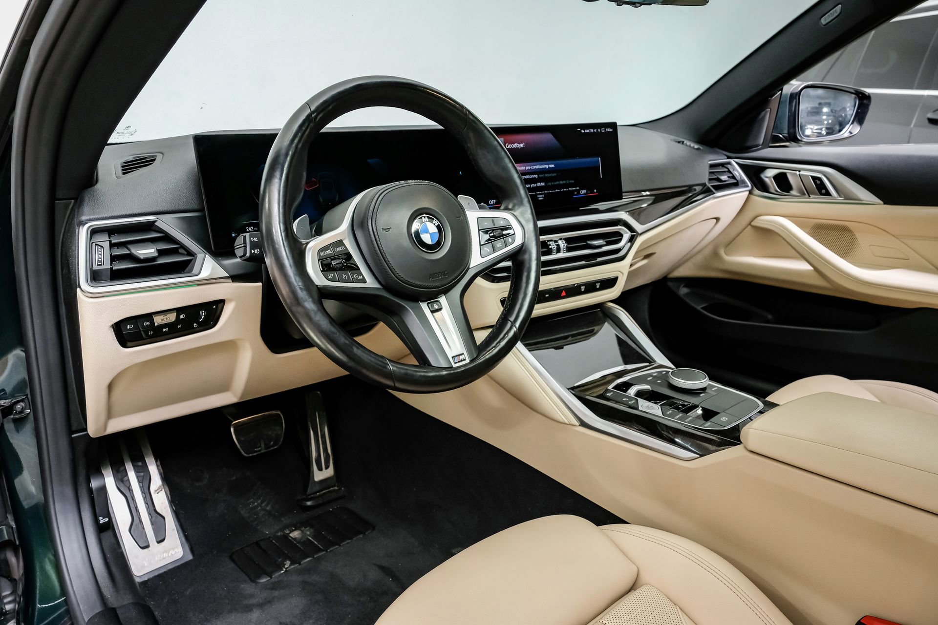 Used 2024 BMW 430i xDrive Coupe w/ M Sport Package AWD/4WD image 3