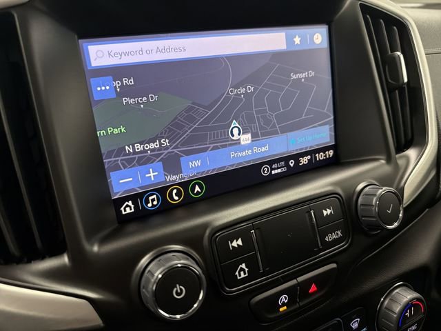 Certified 2024 GMC Terrain SLT w/ Infotainment Package II image 27