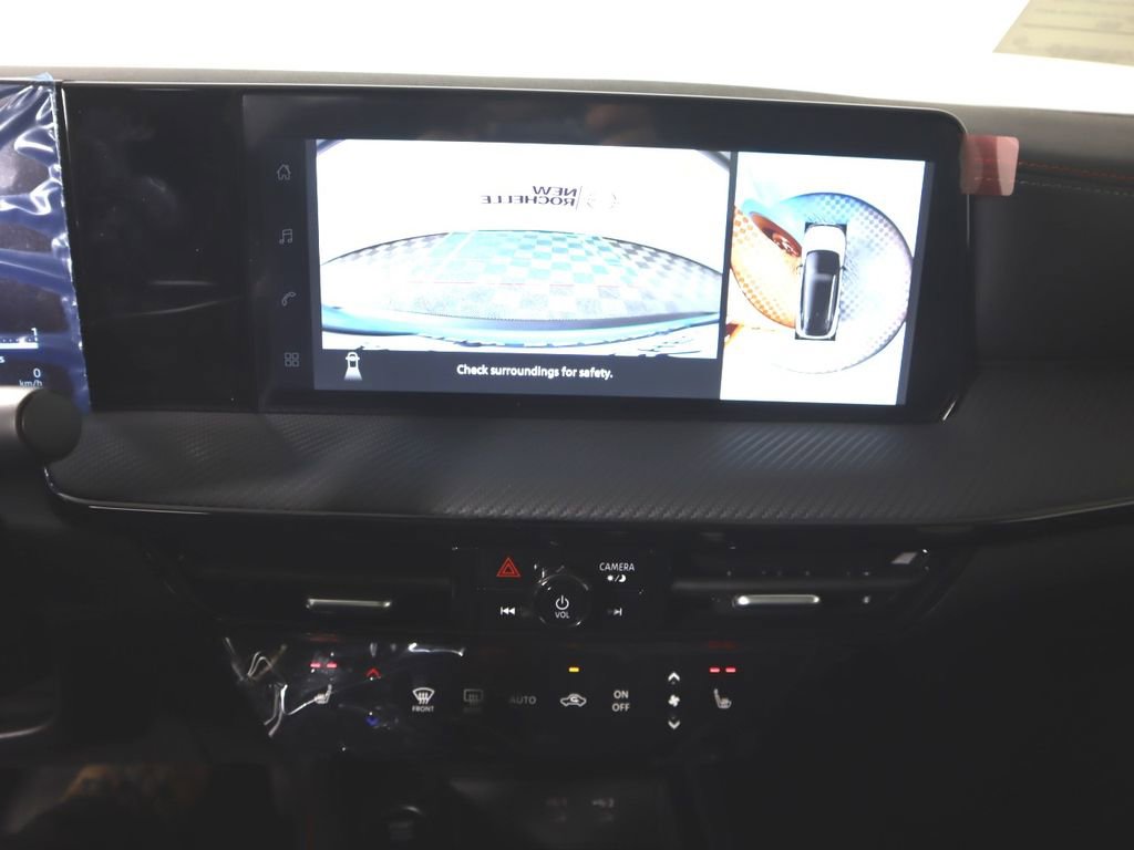 New 2026 Nissan Kicks SR w/ SR Premium Package image 12