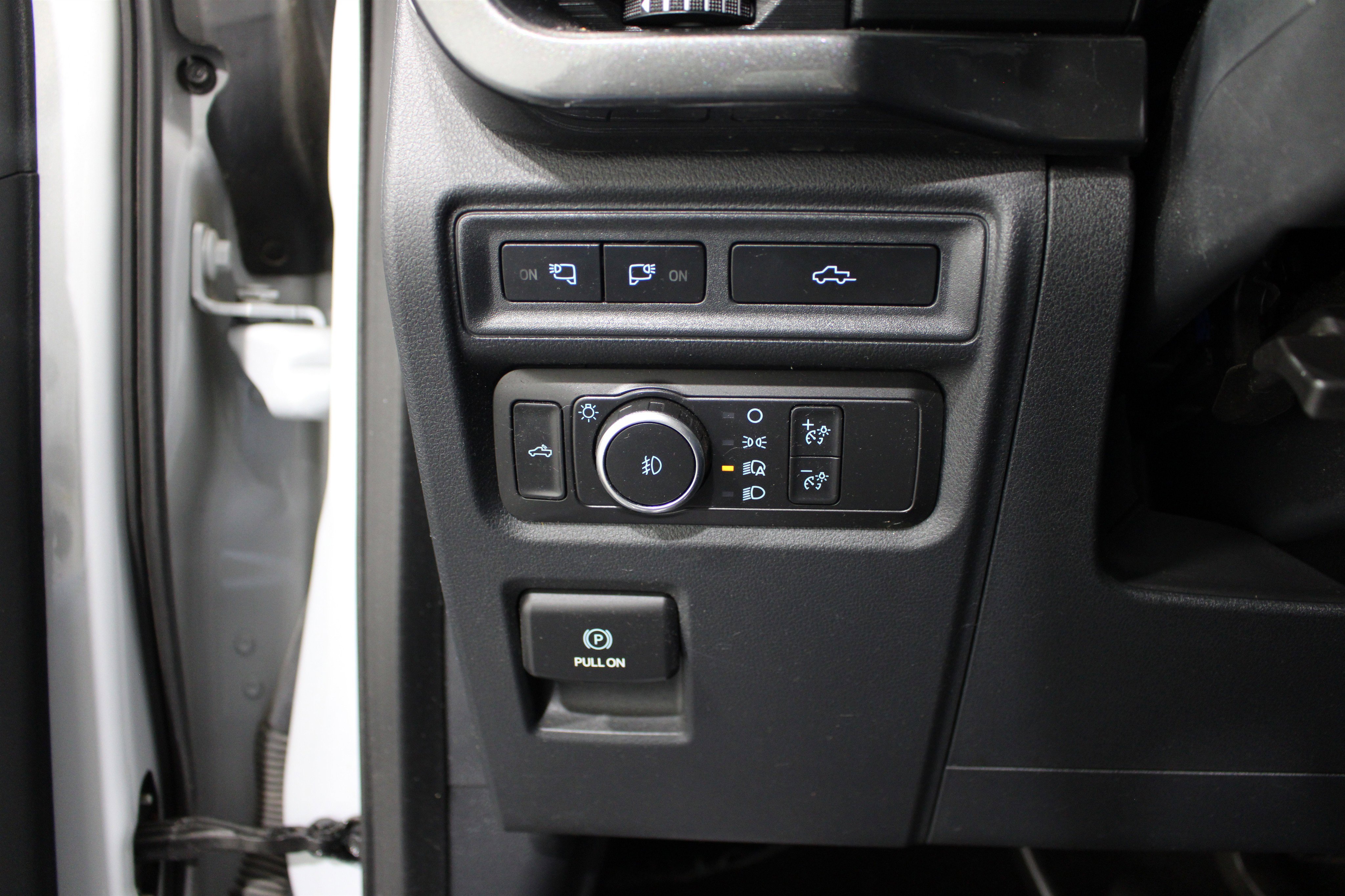 Used 2021 Ford F150 XLT w/ Equipment Group 302A High AWD/4WD image 8