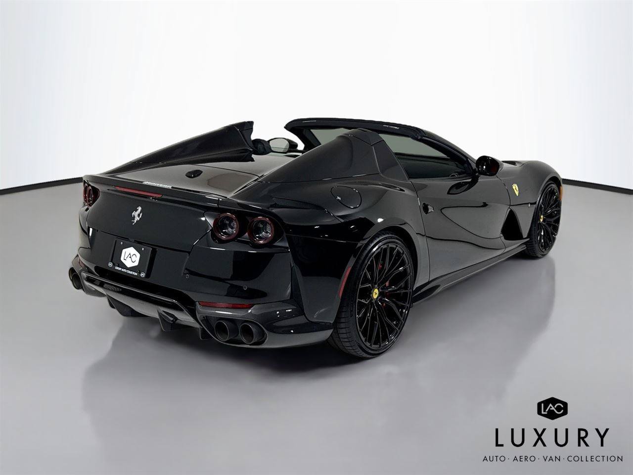 Used 2021 Ferrari 812 GTS RWD image 6