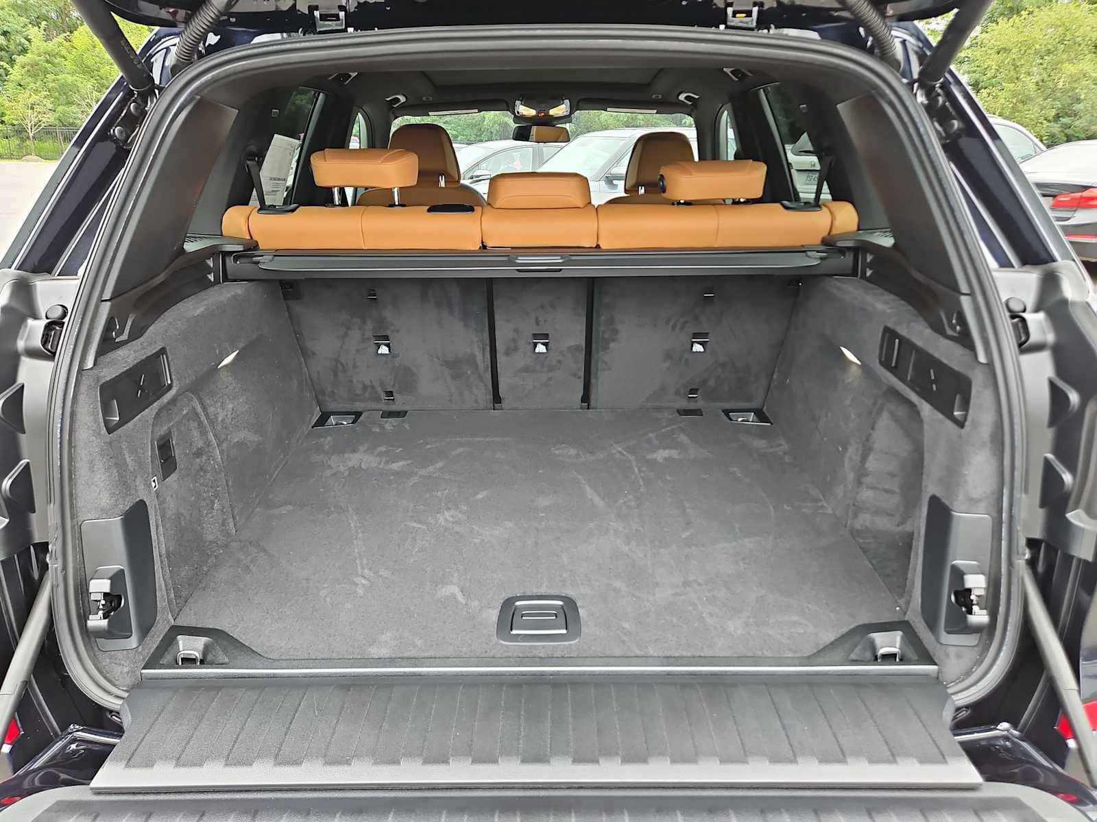 Used 2026 BMW X5 xDrive40i w/ Premium Package image 35