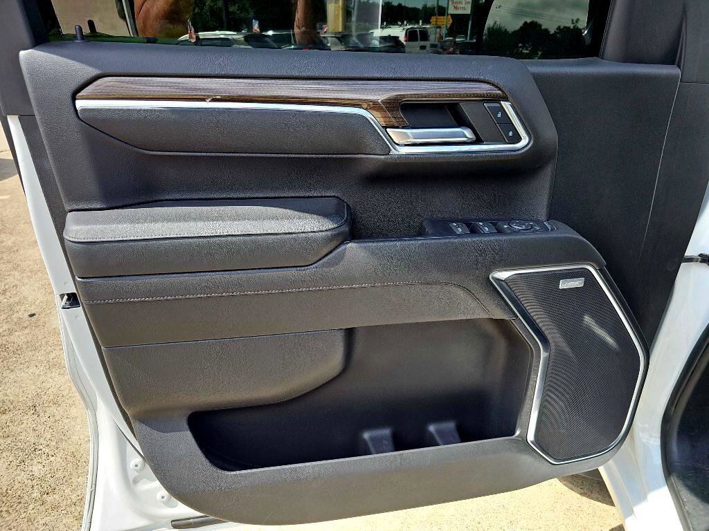 Used 2022 Chevrolet Silverado 1500 LT Trail Boss w/ LT Trail Boss Premium Package image 13
