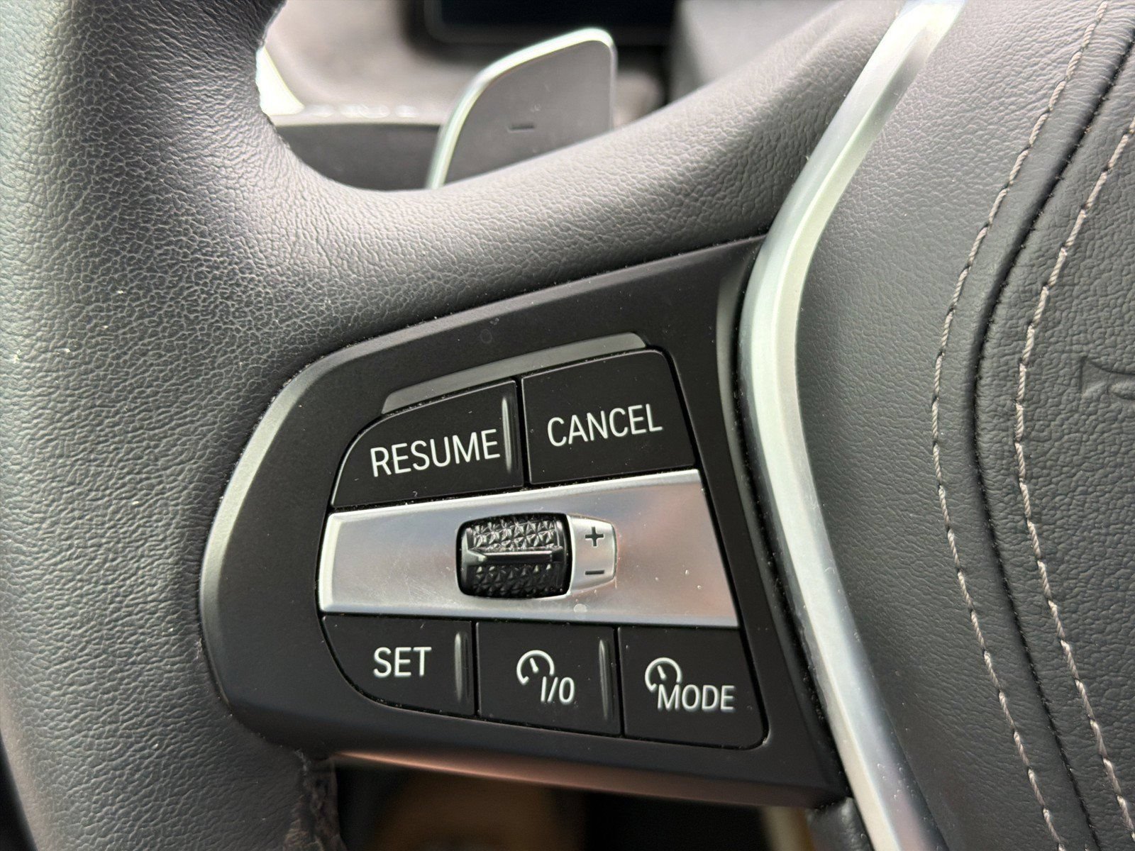 Used 2024 BMW X5 xDrive40i w/ Premium Package AWD/4WD image 33