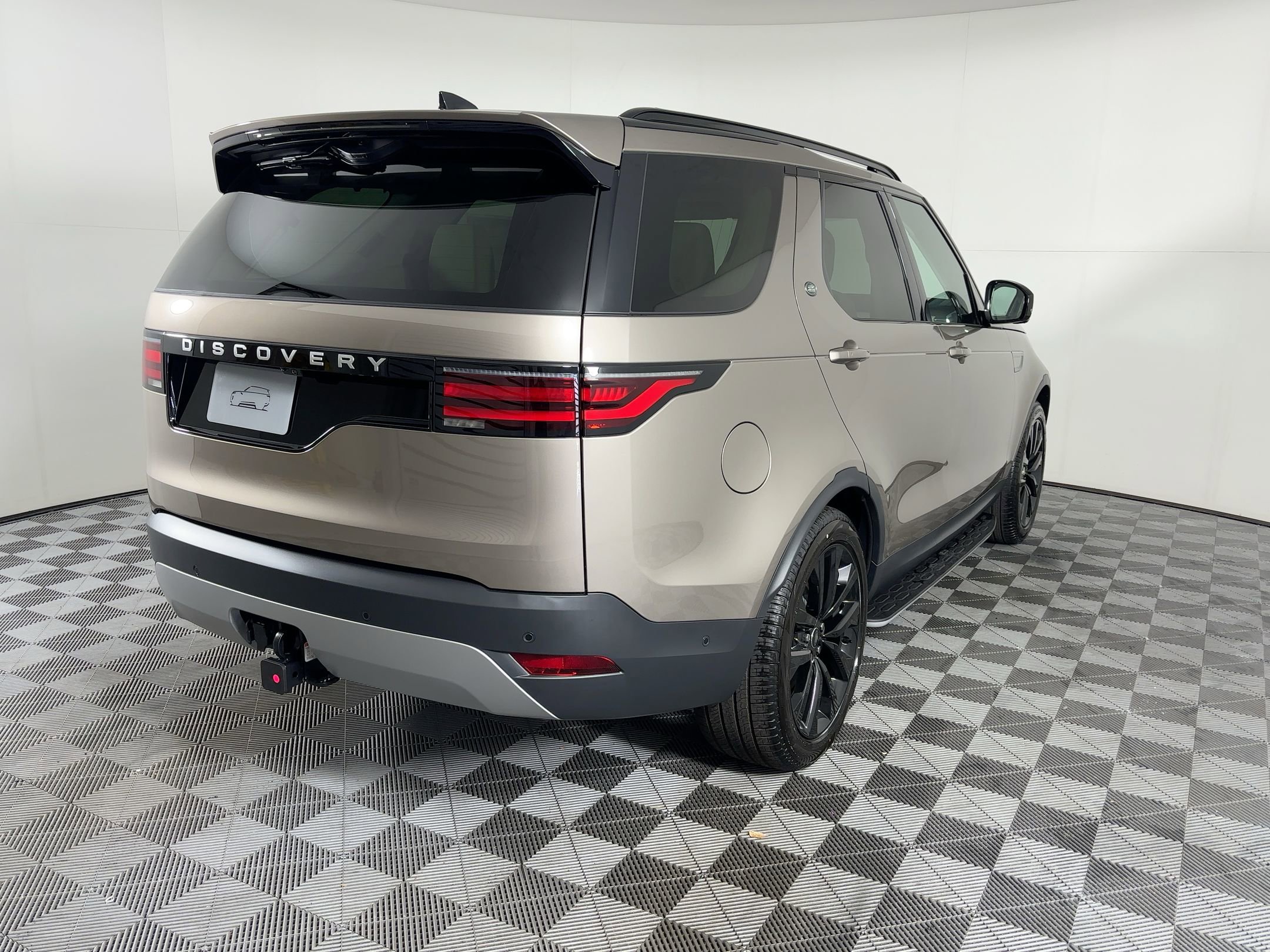 New 2026 Land Rover Discovery S AWD/4WD image 10