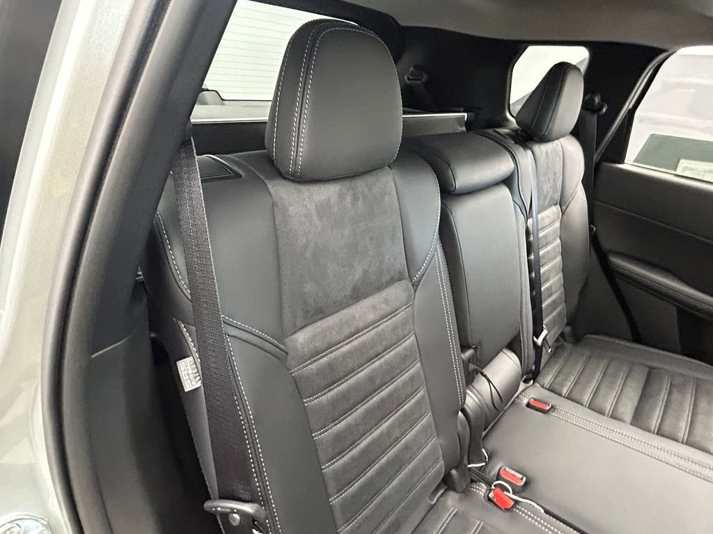 New 2026 Mitsubishi Outlander SE FWD image 37