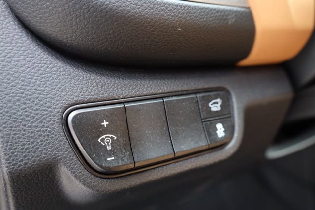 Certified 2024 Kia Seltos SX w/ SX Sunroof Package image 20