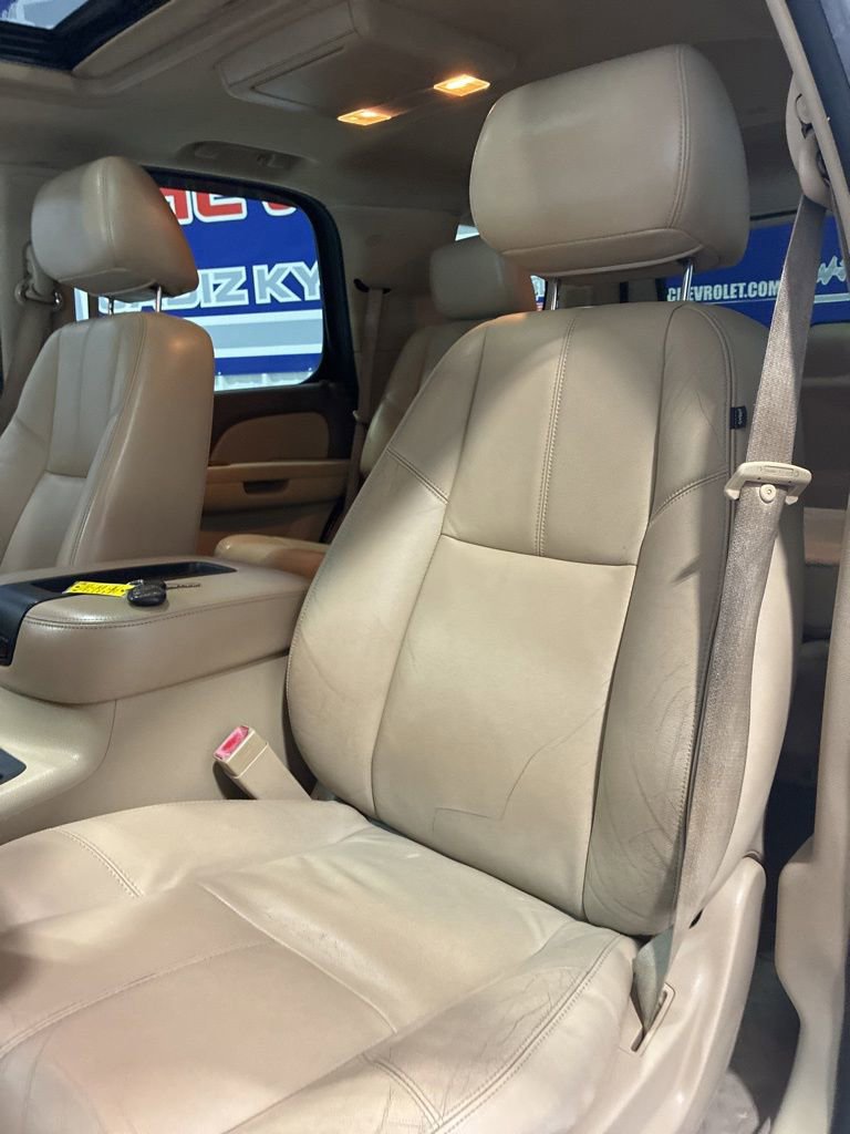 Used 2011 Chevrolet Tahoe LT AWD/4WD image 11