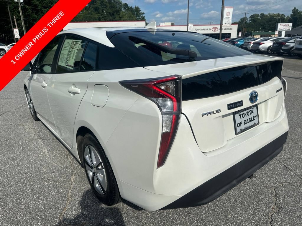Used 2016 Toyota Prius Three FWD image 5
