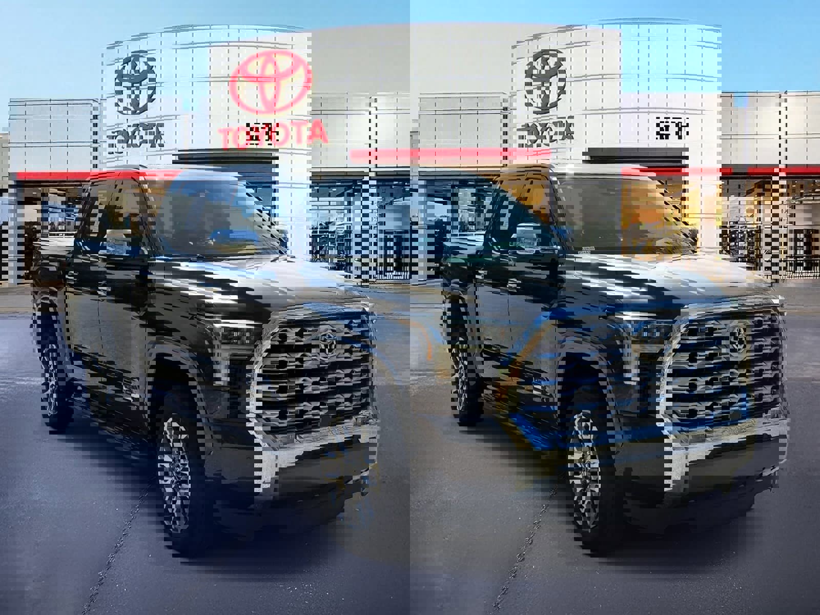 Used 2023 Toyota Tundra 1794 Edition image 3