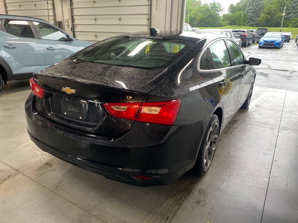 Used 2024 Chevrolet Malibu LT FWD image 4