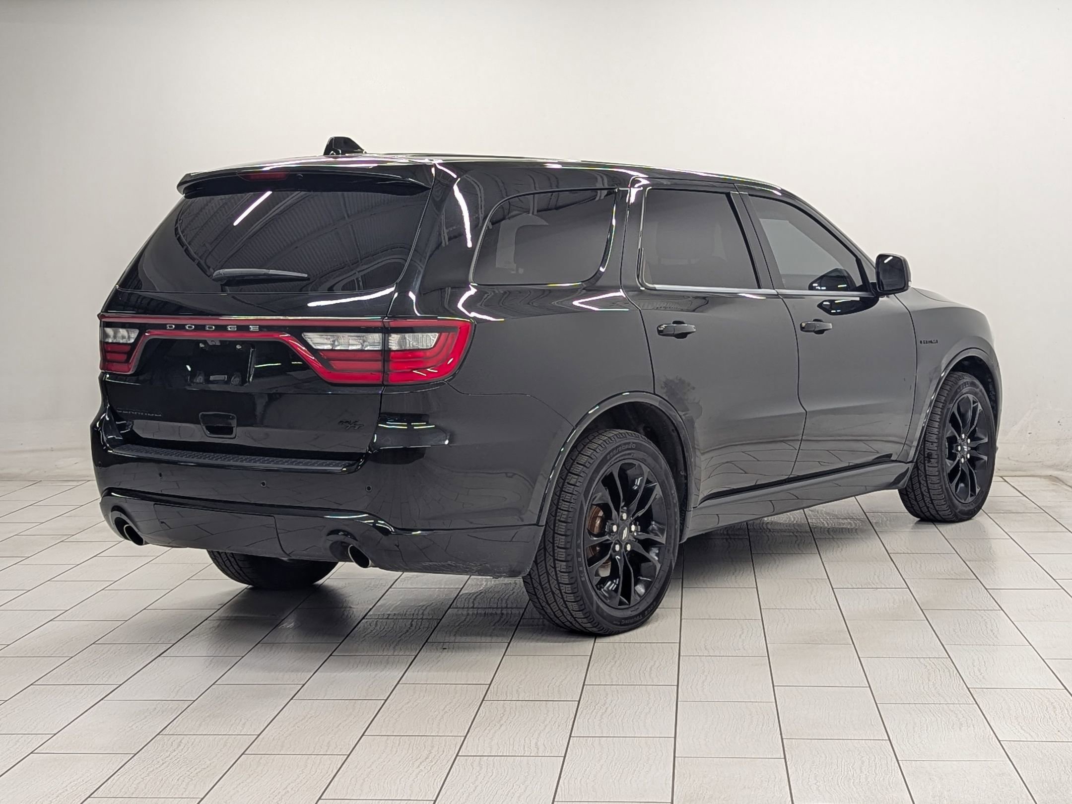 Used 2020 Dodge Durango R/T w/ Blacktop Package image 7