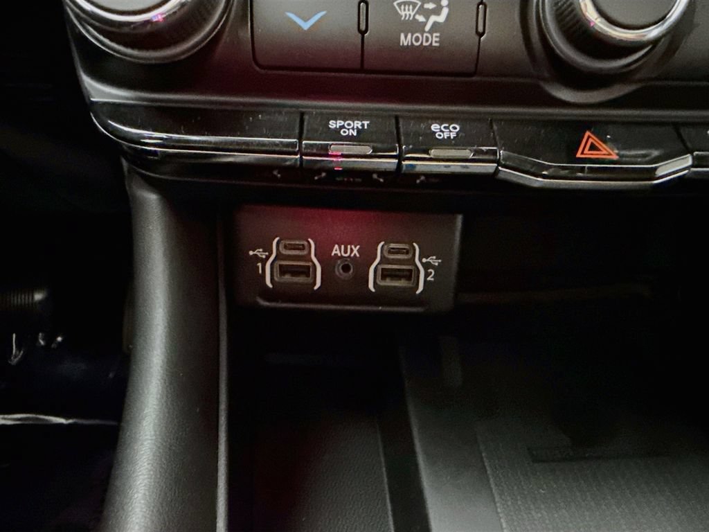 Used 2022 Dodge Durango R/T RWD image 18