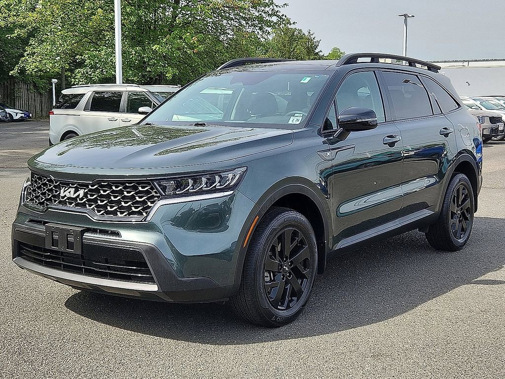 Certified 2023 Kia Sorento S w/ Panoramic Sunroof Package image 3