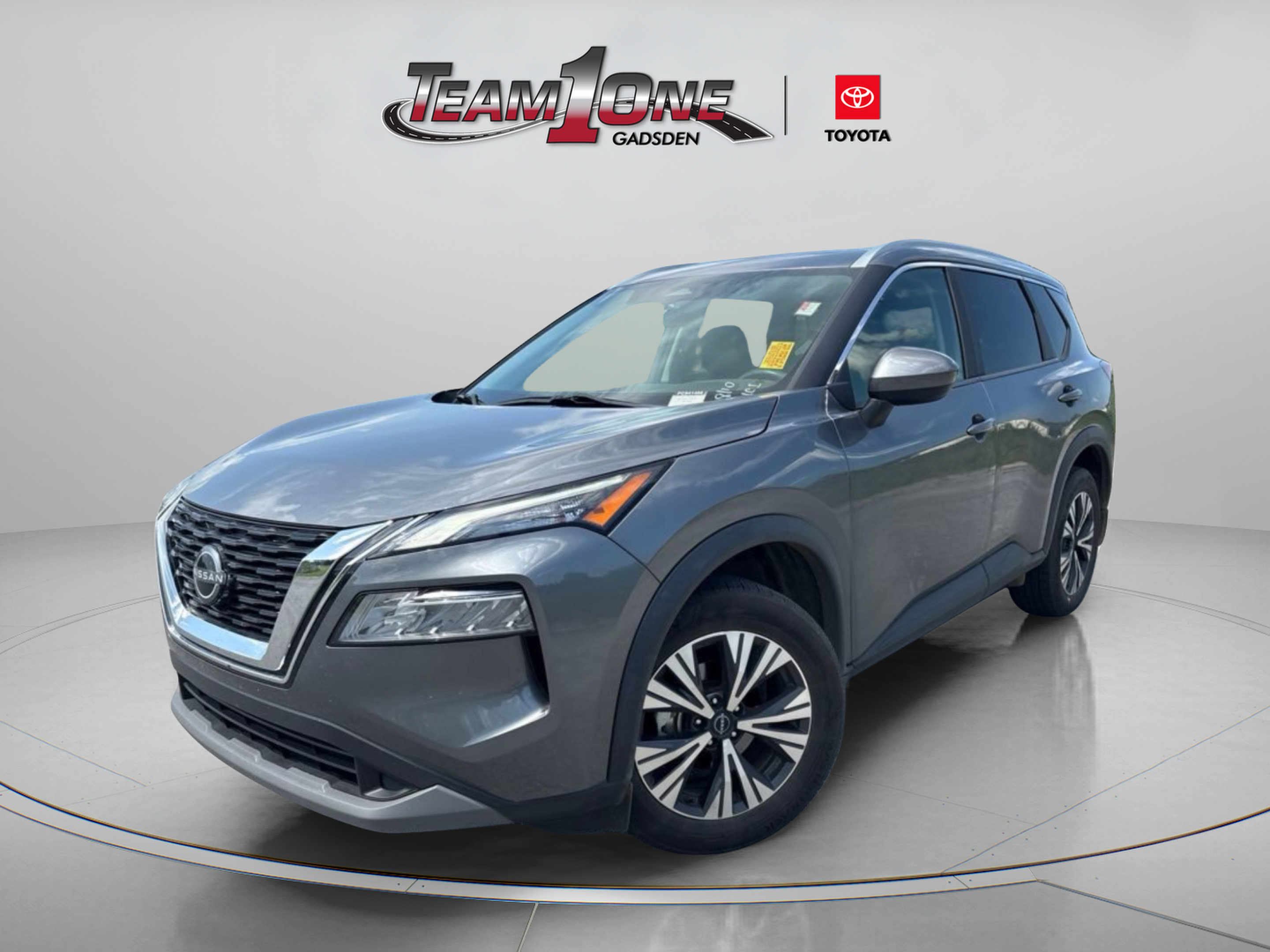 Used 2023 Nissan Rogue SV w/ SV Premium B Package FWD image 4