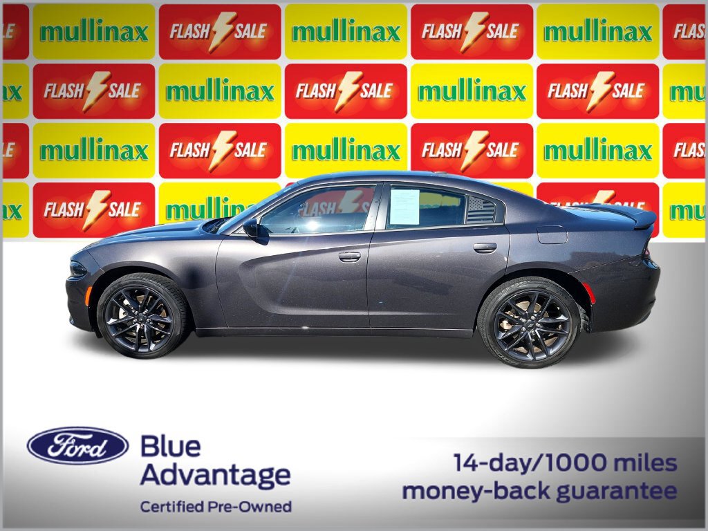 Used 2023 Dodge Charger SXT w/ Blacktop Special Edition AWD/4WD image 12