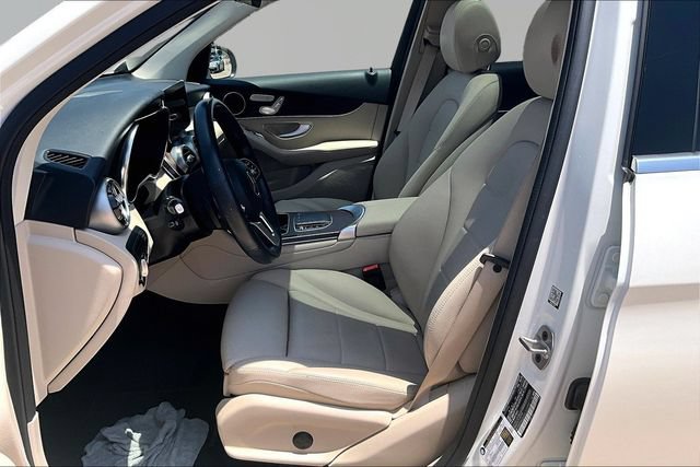 Used 2022 Mercedes-Benz GLC 300 4MATIC image 27