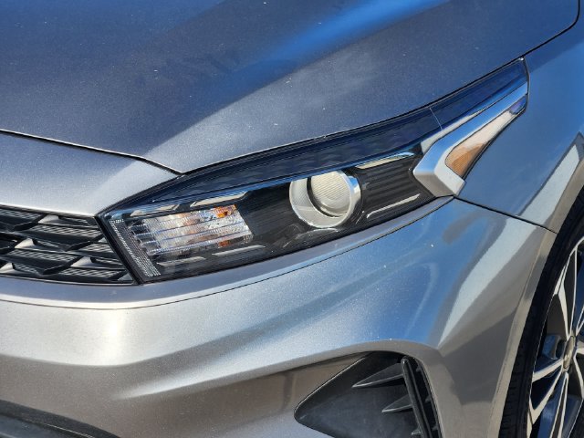Used 2024 Kia Forte LXS FWD image 9