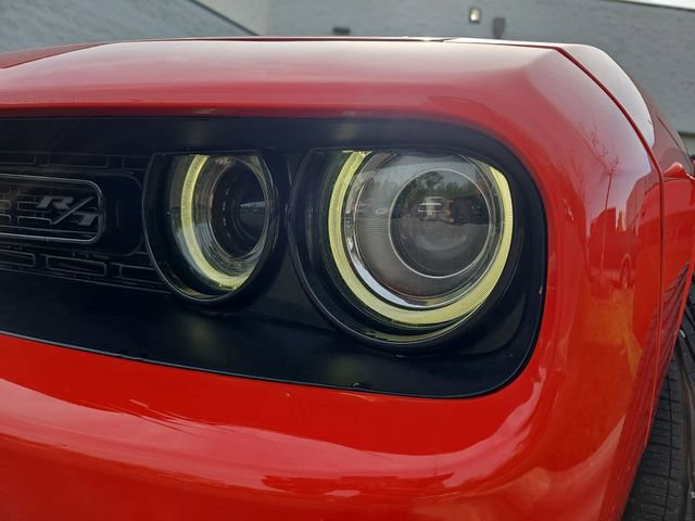 Used 2017 Dodge Challenger R/T w/ Blacktop Package image 28