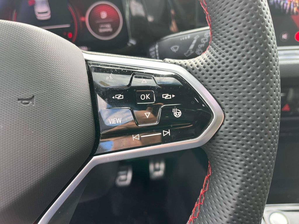 Used 2024 Volkswagen GTI SE FWD image 19
