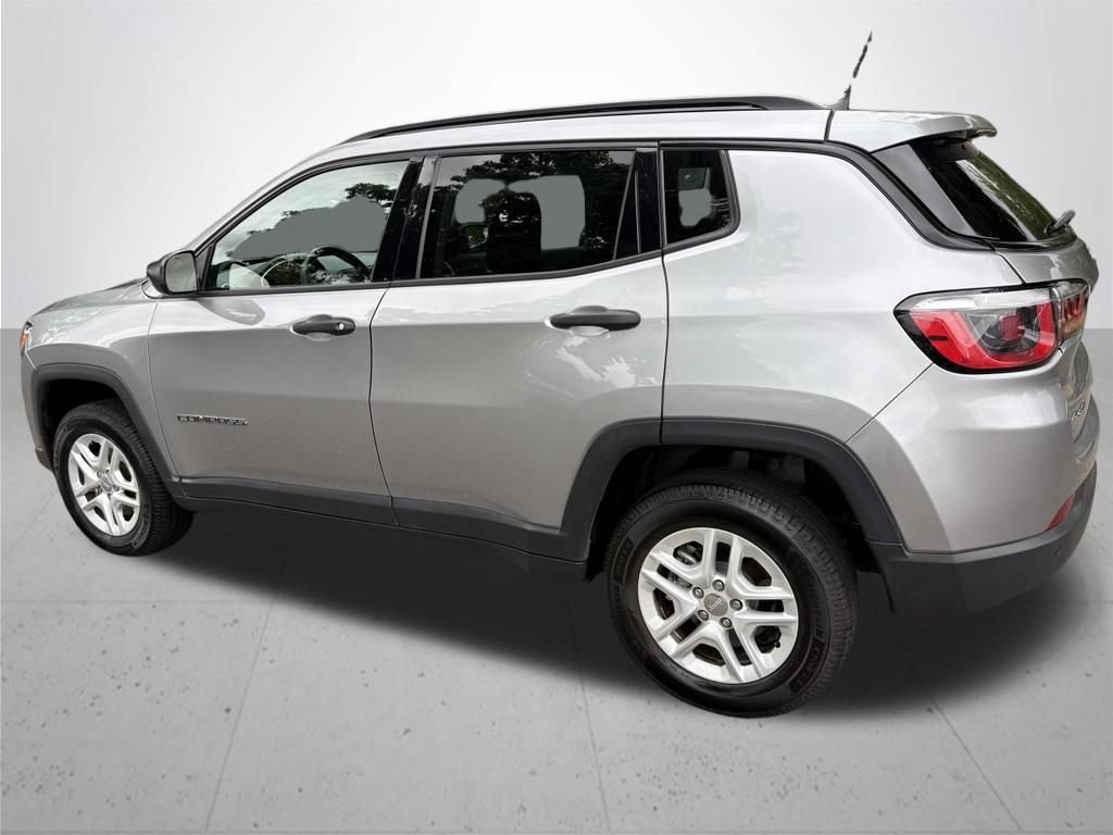 Used 2017 Jeep Compass Sport w/ Tech Group AWD/4WD image 7