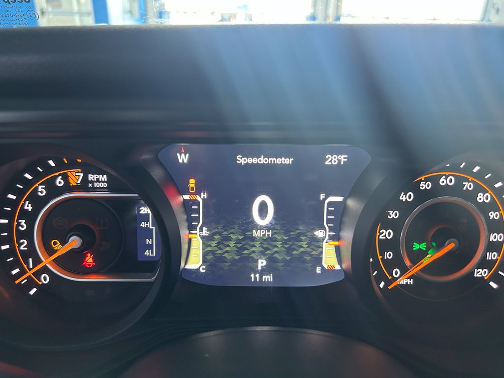 New 2025 Jeep Gladiator Sport AWD/4WD image 21
