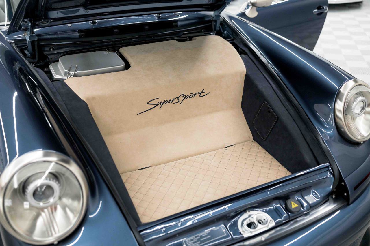 Used 1991 Porsche 911 Carrera image 93