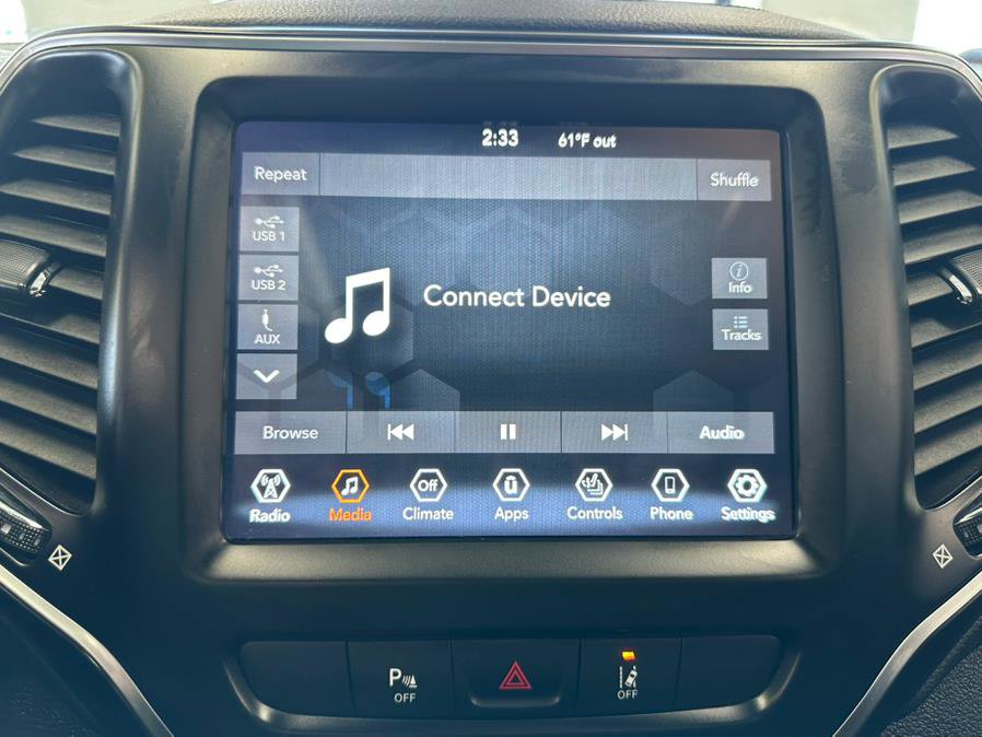 Used 2021 Jeep Cherokee Latitude Lux w/ Sun & Sound Group AWD/4WD image 55