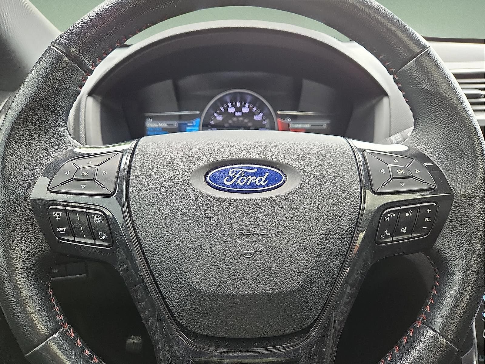 Used 2018 Ford Explorer Sport w/ Equipment Group 401A AWD/4WD image 24