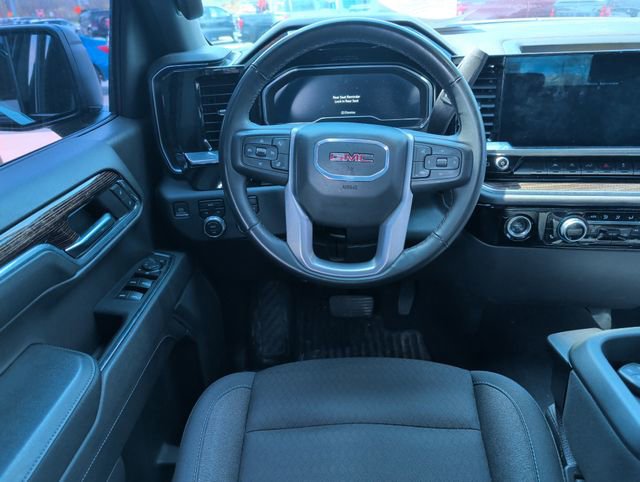 Certified 2024 GMC Sierra 1500 Elevation image 3