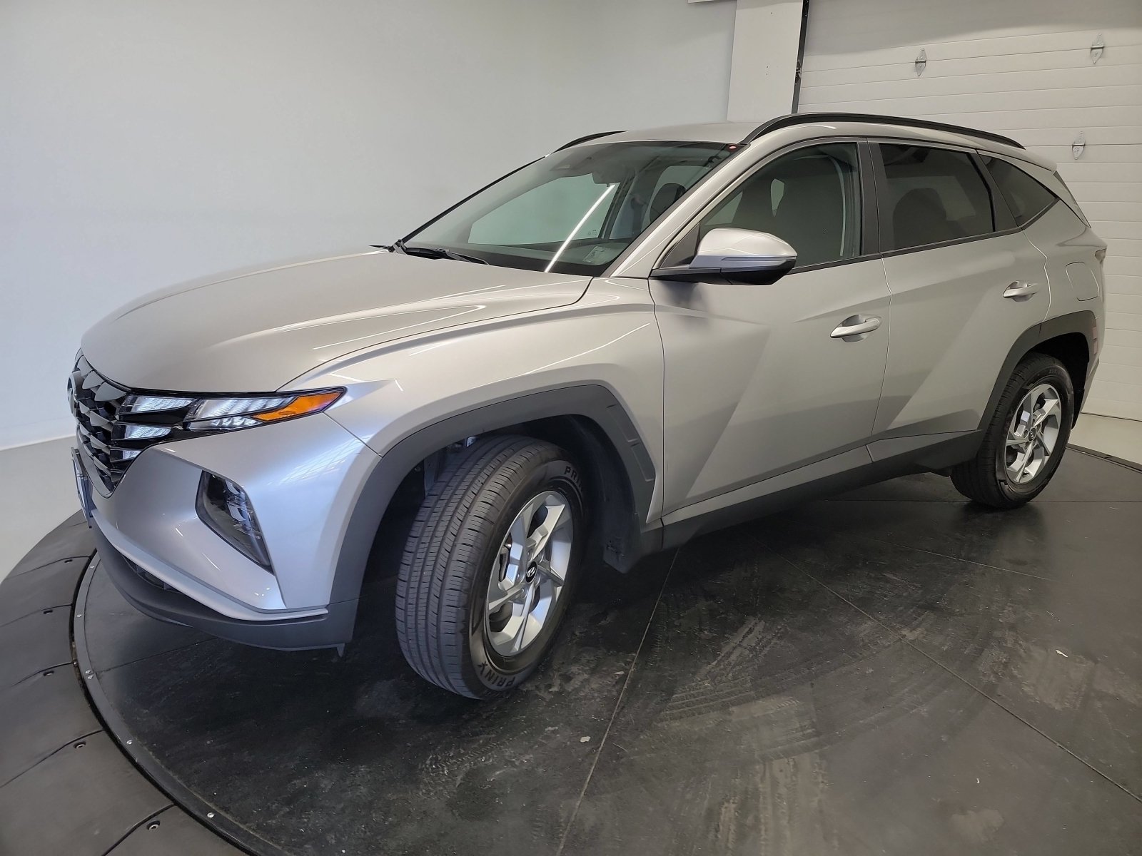 Used 2023 Hyundai Tucson SEL AWD/4WD image 3