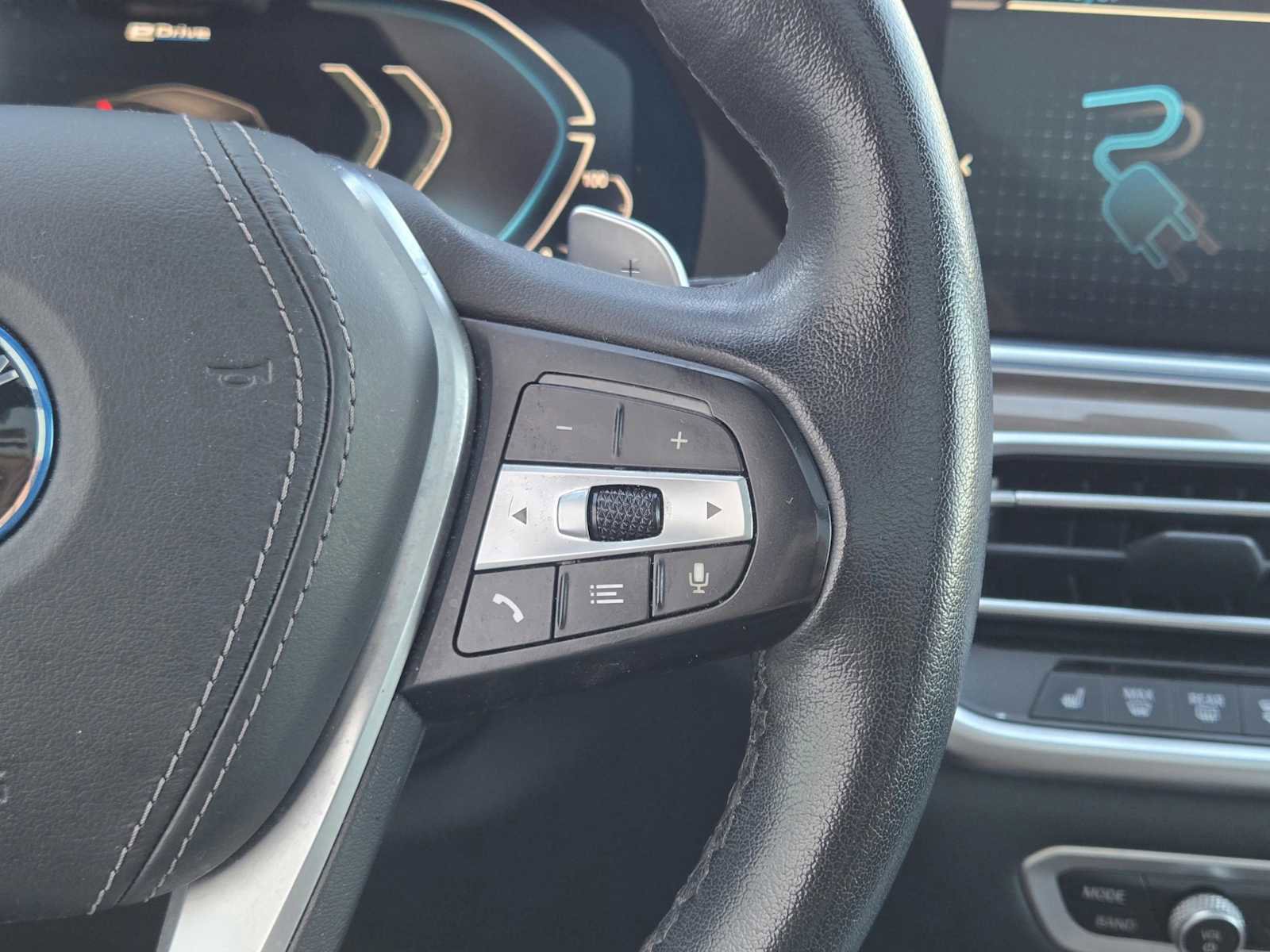 Used 2023 BMW X5 xDrive45e w/ Executive Package image 27