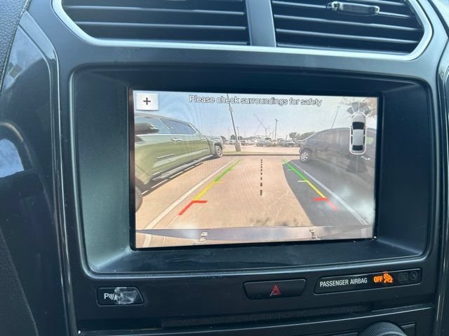 Used 2017 Ford Explorer XLT w/ Equipment Group 202A FWD image 17