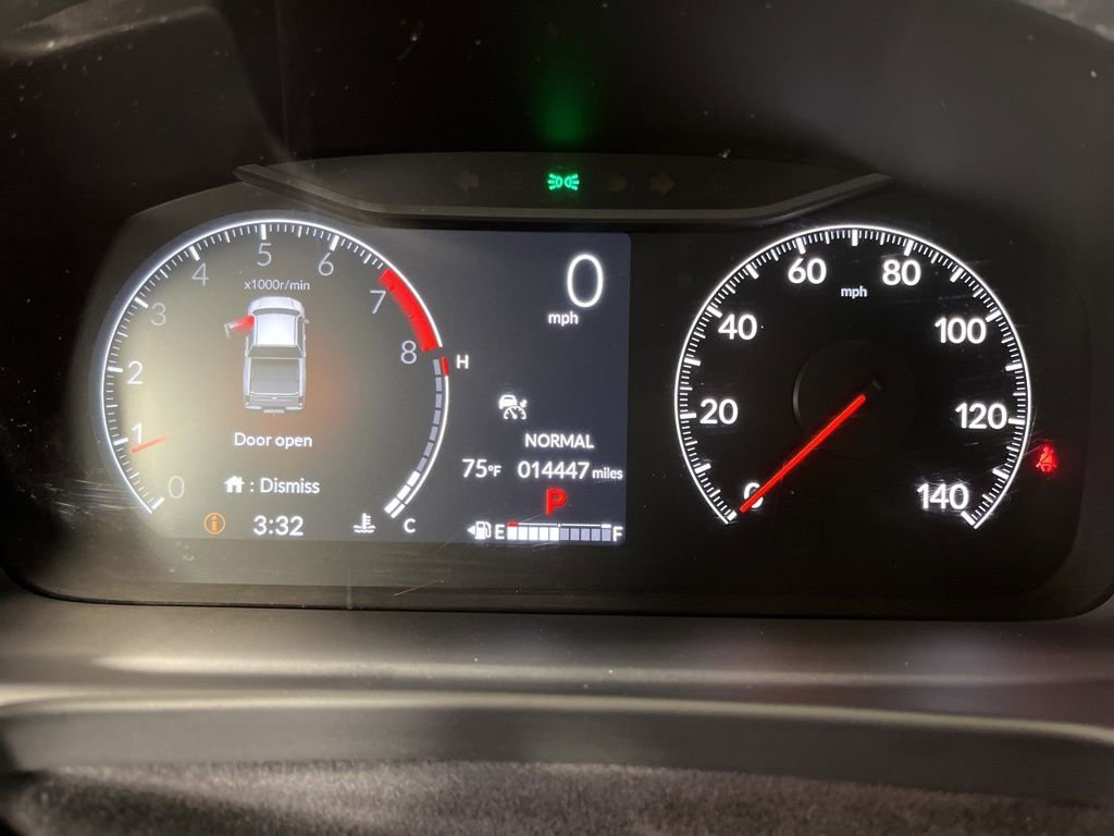 Certified 2025 Honda Ridgeline Black Edition image 31