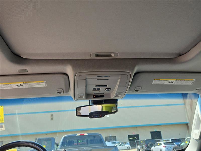 Used 2018 Chevrolet Tahoe LT AWD/4WD image 15