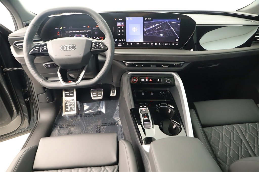 New 2025 Audi SQ5 Premium Plus image 18
