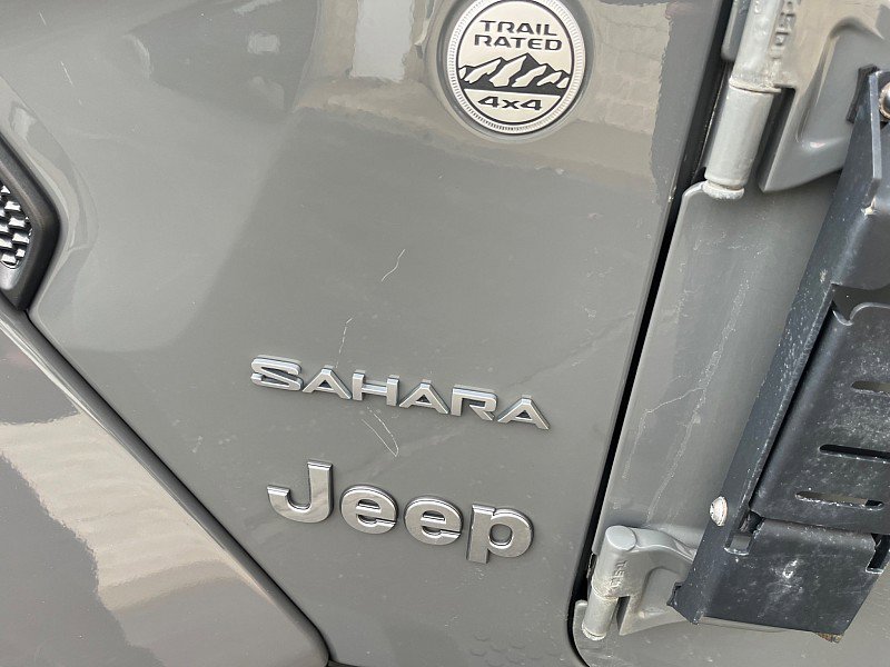 Used 2019 Jeep Wrangler Unlimited Sahara w/ Dual Top Group image 15