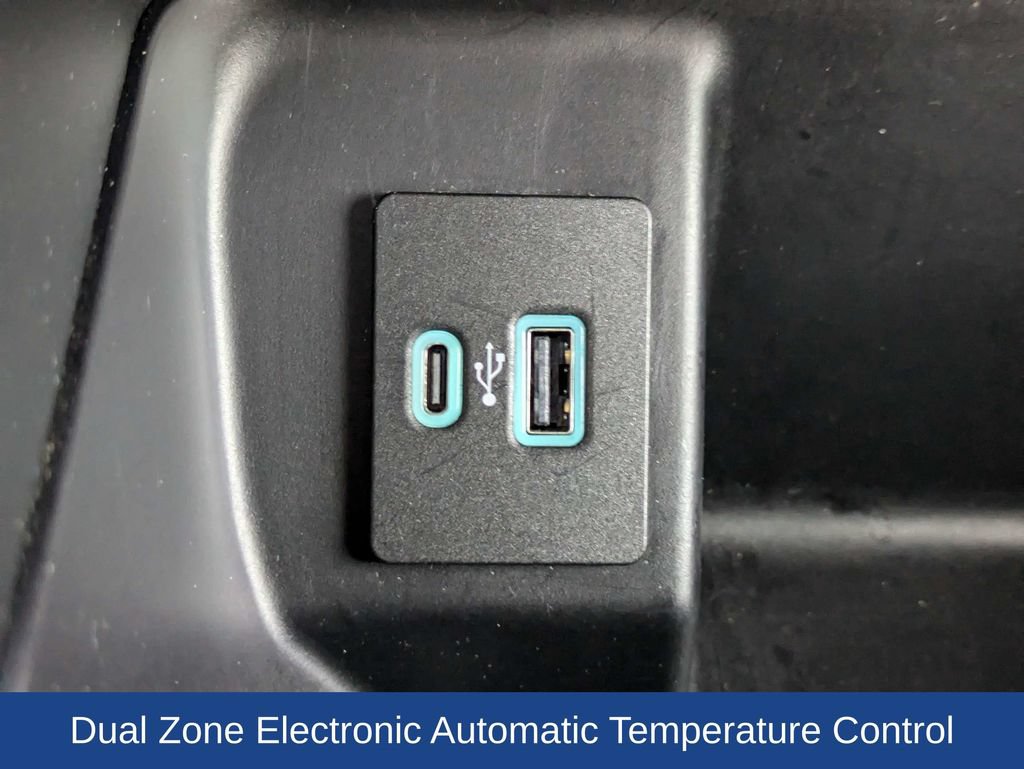Used 2023 Ford F150 XLT AWD/4WD image 24