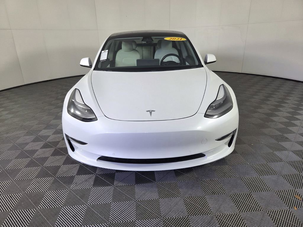 Used 2021 Tesla Model 3 Performance image 3