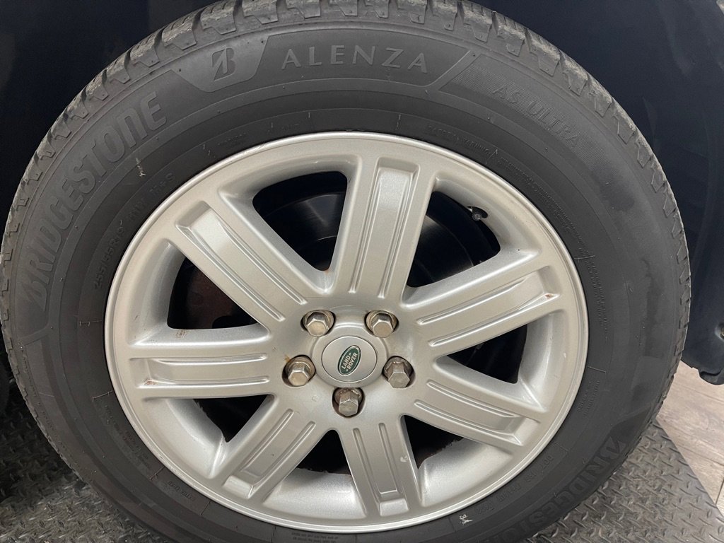 Used 2008 Land Rover Range Rover HSE image 32