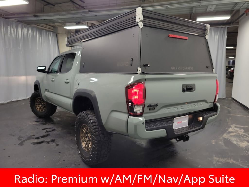 Used 2022 Toyota Tacoma SR5 w/ Trail Edition image 7