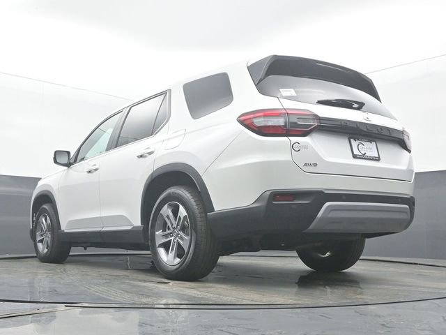 Used 2025 Honda Pilot EX-L image 51