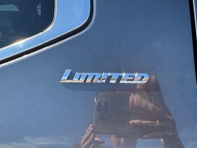 Used 2022 Toyota Tundra Limited image 32
