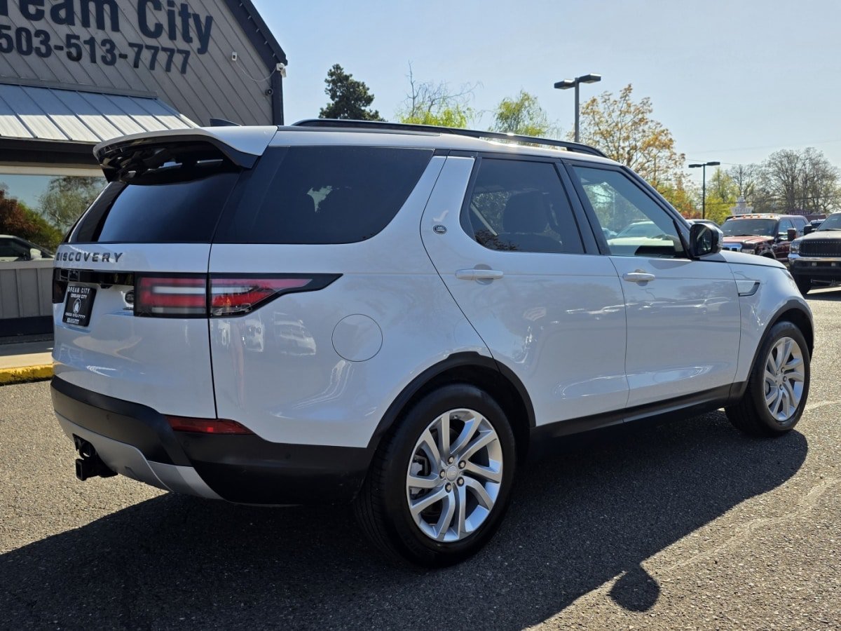 Used 2019 Land Rover Discovery HSE AWD/4WD image 6