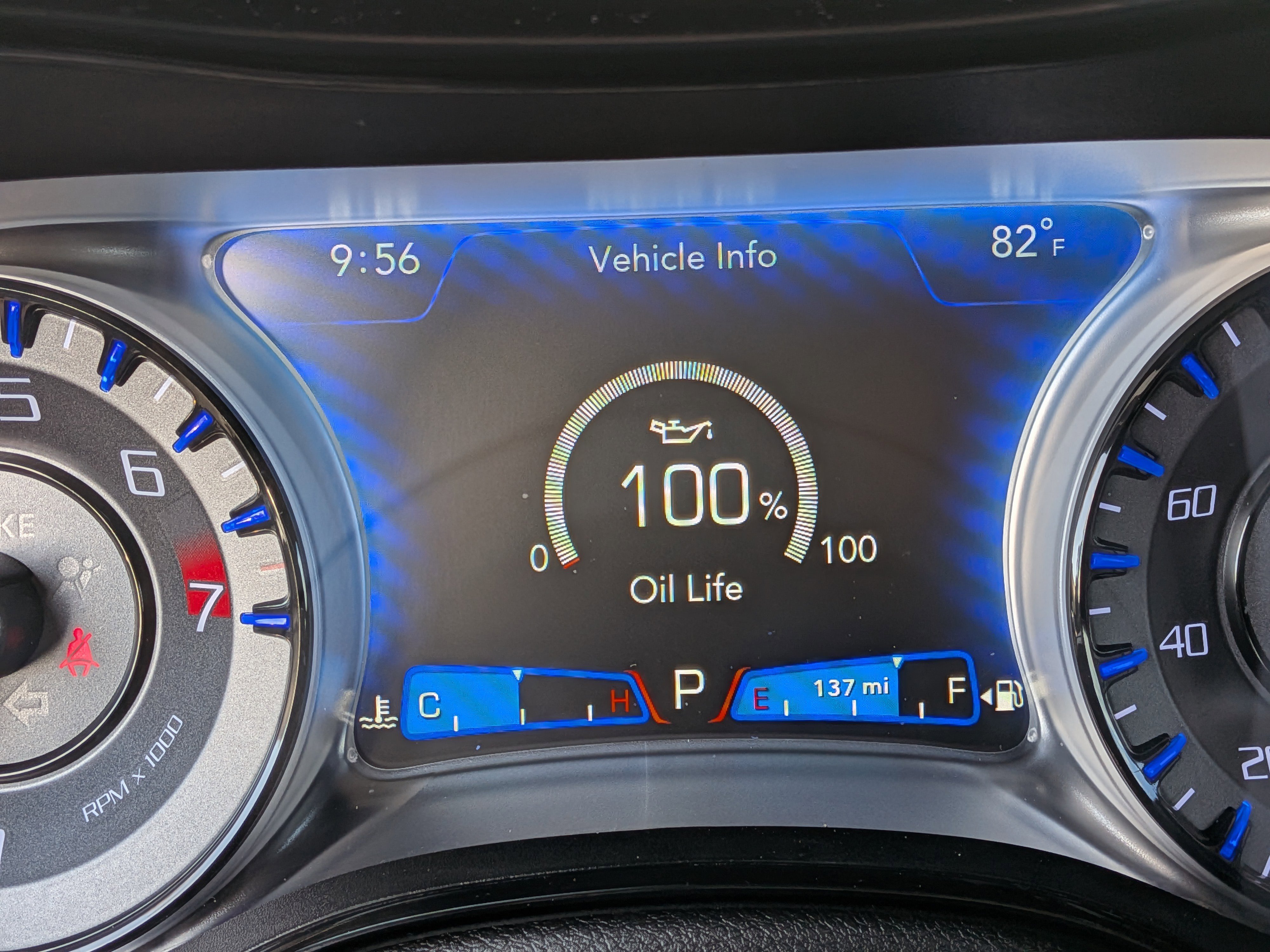 Used 2019 Chrysler 300 S image 27