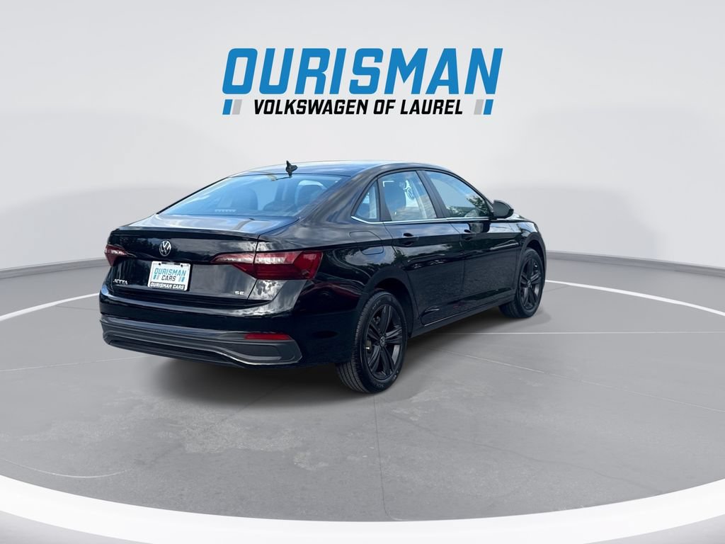 Used 2023 Volkswagen Jetta SE FWD image 8