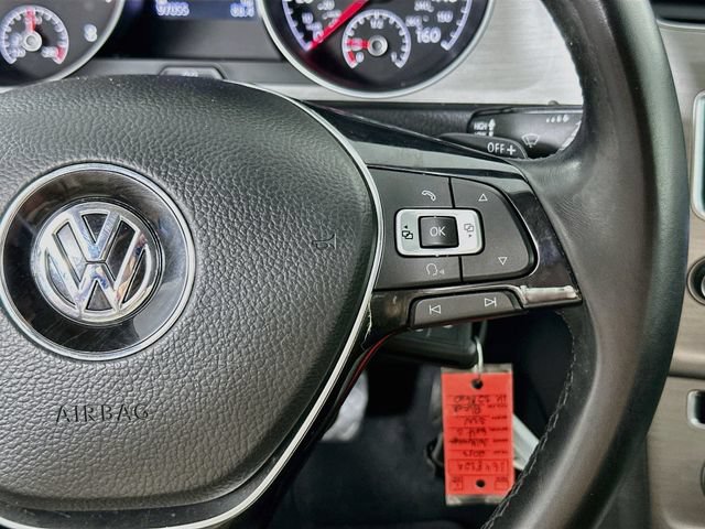 Used 2017 Volkswagen Golf S AWD/4WD image 29